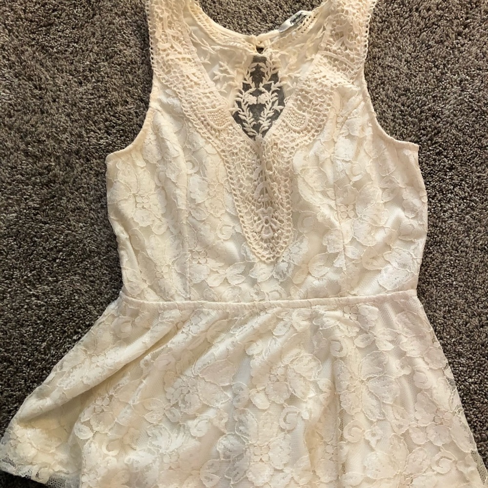 Lace top creamy white size M runs a little small